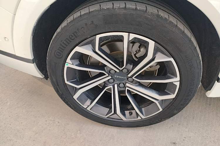 Used Lynk & Co 09 EM-P 2023 2.0TD EM-P Long-Range Version AM Six-Seater Right Rear Wheel Hub