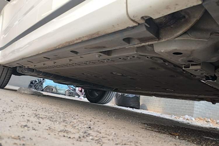 Used Lynk & Co 09 EM-P 2023 2.0TD EM-P Long-Range Version AM Six-Seater Right Side Sill
