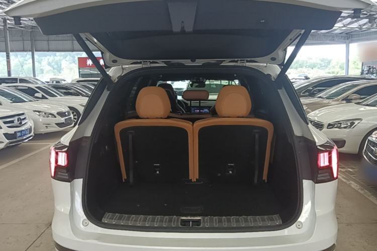 Used Lynk & Co 09 EM-P 2023 2.0TD EM-P Long-Range Version PM 7-Seater Trunk