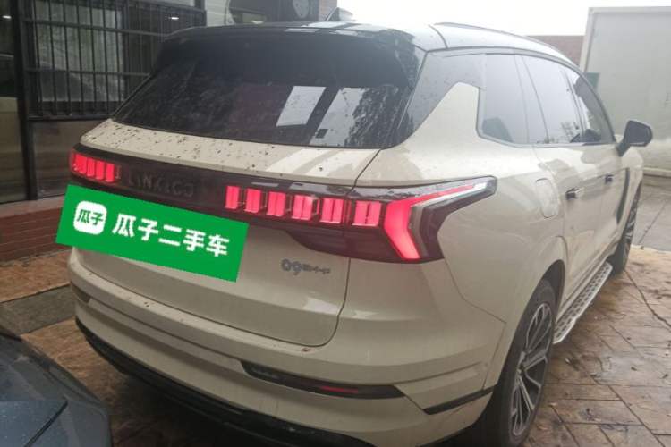 Used Lynk & Co 09 EM-P 2023 2.0TD EM-P Long-Range Version PM Six-Seater Rear Right 45 Deg