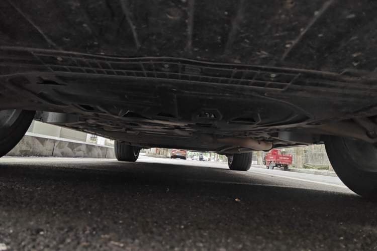 Used Lynk & Co 09 EM-P 2024 2.0TD EM-P Four-Wheel Drive HALO Six-Seater Chassis Front
