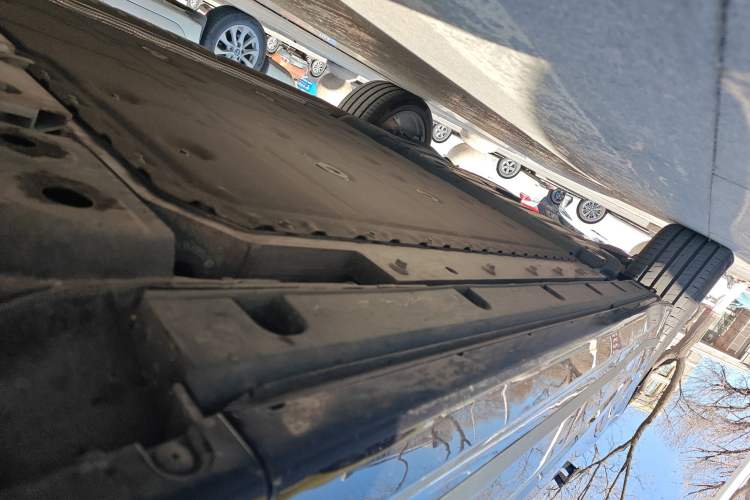 Used Lynk & Co 09 EM-P 2024 2.0TD EM-P Four-Wheel Drive HALO Six-Seater Chassis Front Right