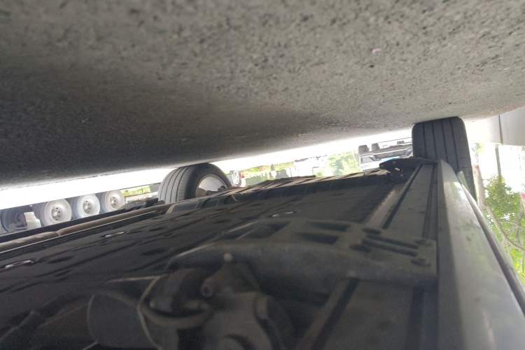Used Lynk & Co 09 EM-P 2024 2.0TD EM-P Four-Wheel Drive PRO Seven-Seater Chassis Front Right