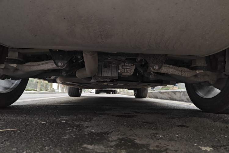 Used Lynk & Co 09 EM-P 2024 2.0TD EM-P Four-Wheel Drive HALO Six-Seater Chassis Rear