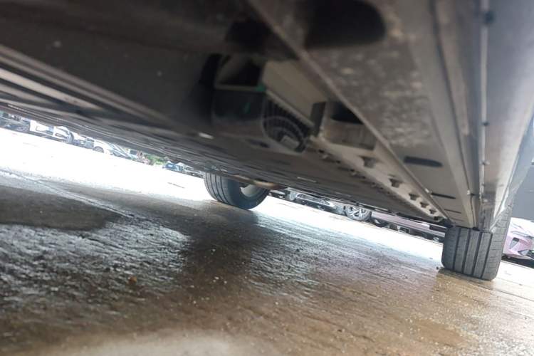 Used Lynk & Co 09 EM-P 2024 2.0TD EM-P Four-Wheel Drive HALO Six-Seater Chassis Rear Right