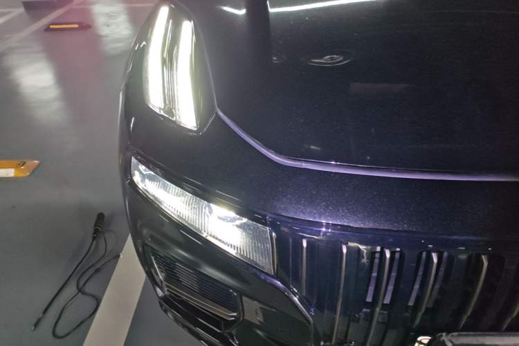 Used Lynk & Co 09 EM-P 2024 2.0TD EM-P Four-Wheel Drive ULTRA Six-Seater Engine Bay Right