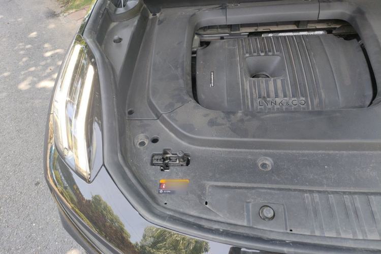 Used Lynk & Co 09 EM-P 2024 2.0TD EM-P Four-Wheel Drive ULTRA Six-Seater Engine Bay Right