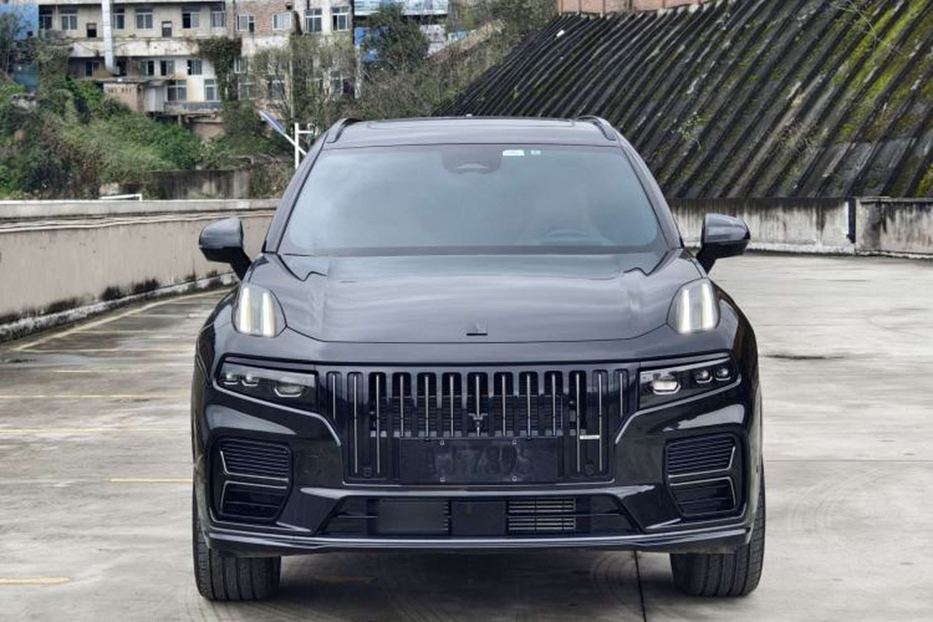 Used Lynk & Co 09 EM-P 2024 2.0TD EM-P Four-Wheel Drive PRO Seven-Seater Exterior 4