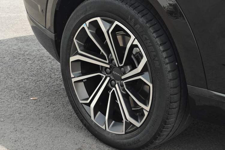 Used Lynk & Co 09 EM-P 2024 2.0TD EM-P Four-Wheel Drive HALO Six-Seater Exterior 4