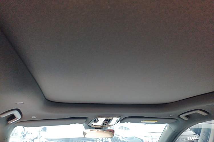 Used Lynk & Co 09 EM-P 2024 2.0TD EM-P Four-Wheel Drive HALO Six-Seater Headliner