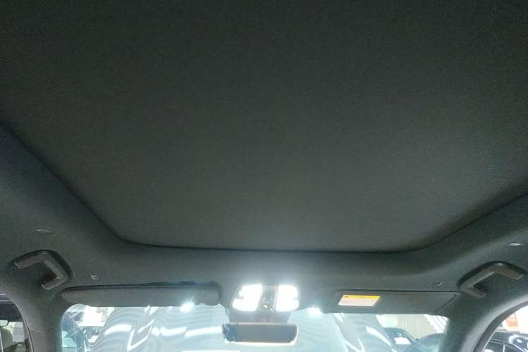 Used Lynk & Co 09 EM-P 2024 2.0TD EM-P Four-Wheel Drive HALO Six-Seater Headliner