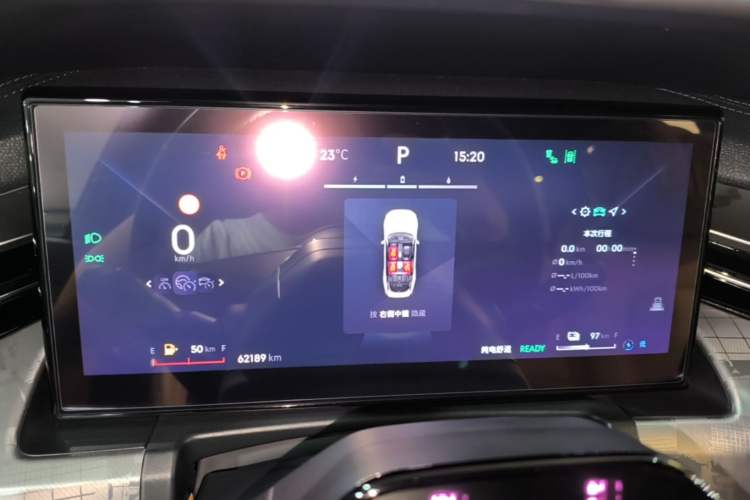 Used Lynk & Co 09 EM-P 2024 2.0TD EM-P Four-Wheel Drive ULTRA Six-Seater Instrument Cluster