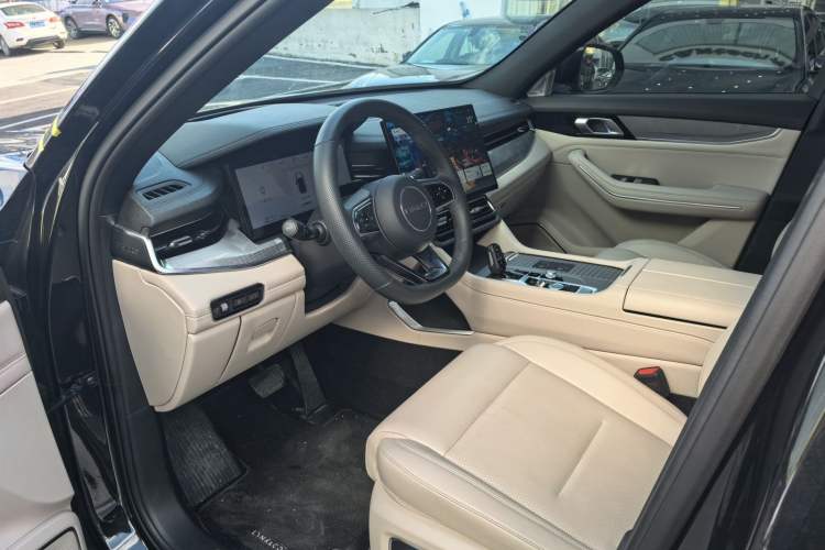 Used Lynk & Co 09 EM-P 2024 2.0TD EM-P Four-Wheel Drive HALO Six-Seater Interior 3