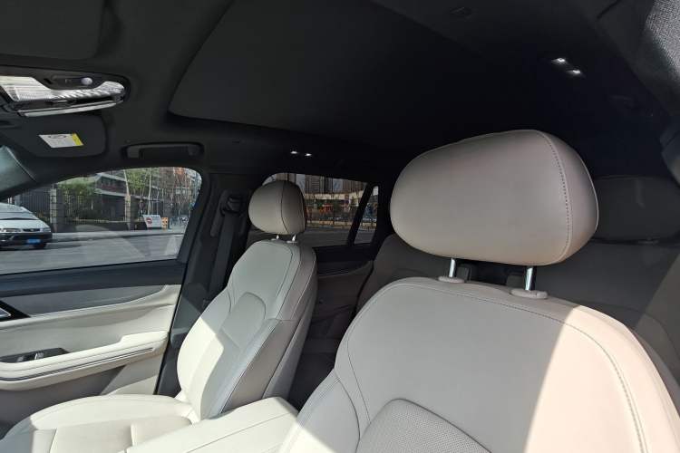Used Lynk & Co 09 EM-P 2024 2.0TD EM-P Four-Wheel Drive HALO Six-Seater Interior 4