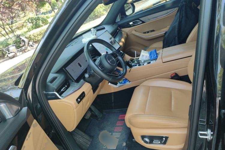 Used Lynk & Co 09 EM-P 2024 2.0TD EM-P Four-Wheel Drive ULTRA Six-Seater Left Front Seat