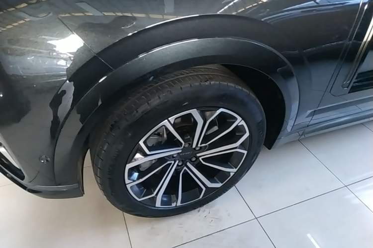 Used Lynk & Co 09 EM-P 2024 2.0TD EM-P Four-Wheel Drive HALO Six-Seater Left Front Wheel Hub