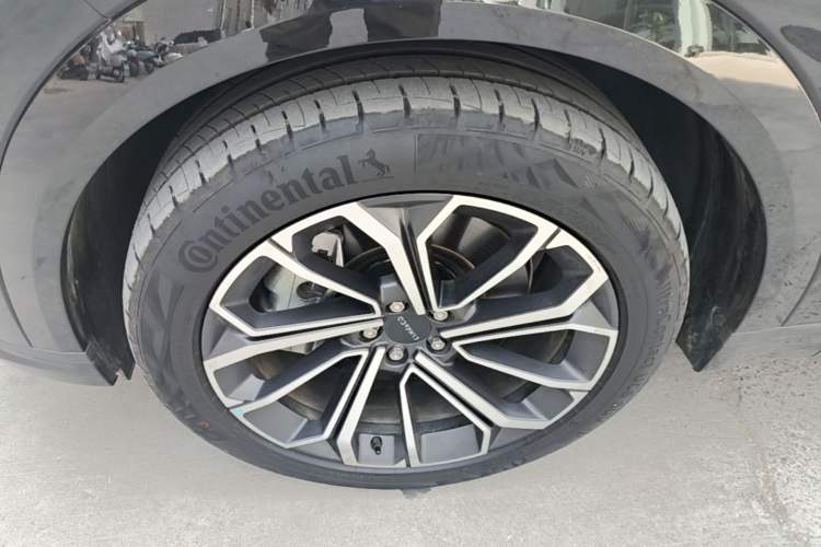 Used Lynk & Co 09 EM-P 2024 2.0TD EM-P Four-Wheel Drive ULTRA Six-Seater Left Front Wheel Hub