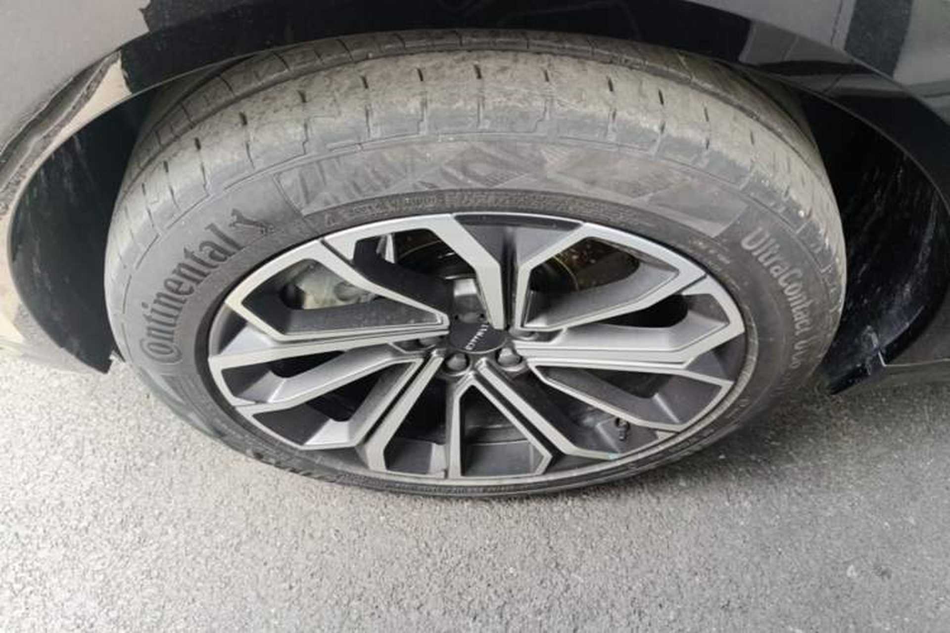 Used Lynk & Co 09 EM-P 2024 2.0TD EM-P Four-Wheel Drive PRO Seven-Seater Left Front Wheel Hub
