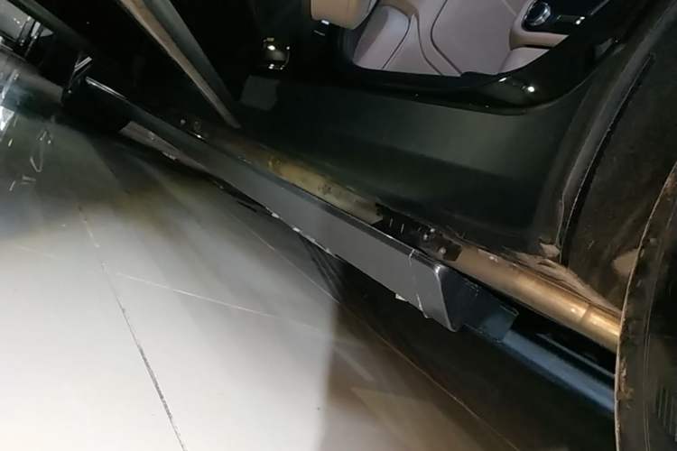 Used Lynk & Co 09 EM-P 2024 2.0TD EM-P Four-Wheel Drive HALO Six-Seater Left Side Sill