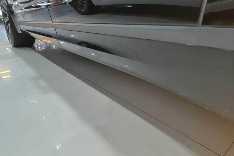 Used Lynk & Co 09 EM-P 2024 2.0TD EM-P Four-Wheel Drive ULTRA Six-Seater Left Side Sill