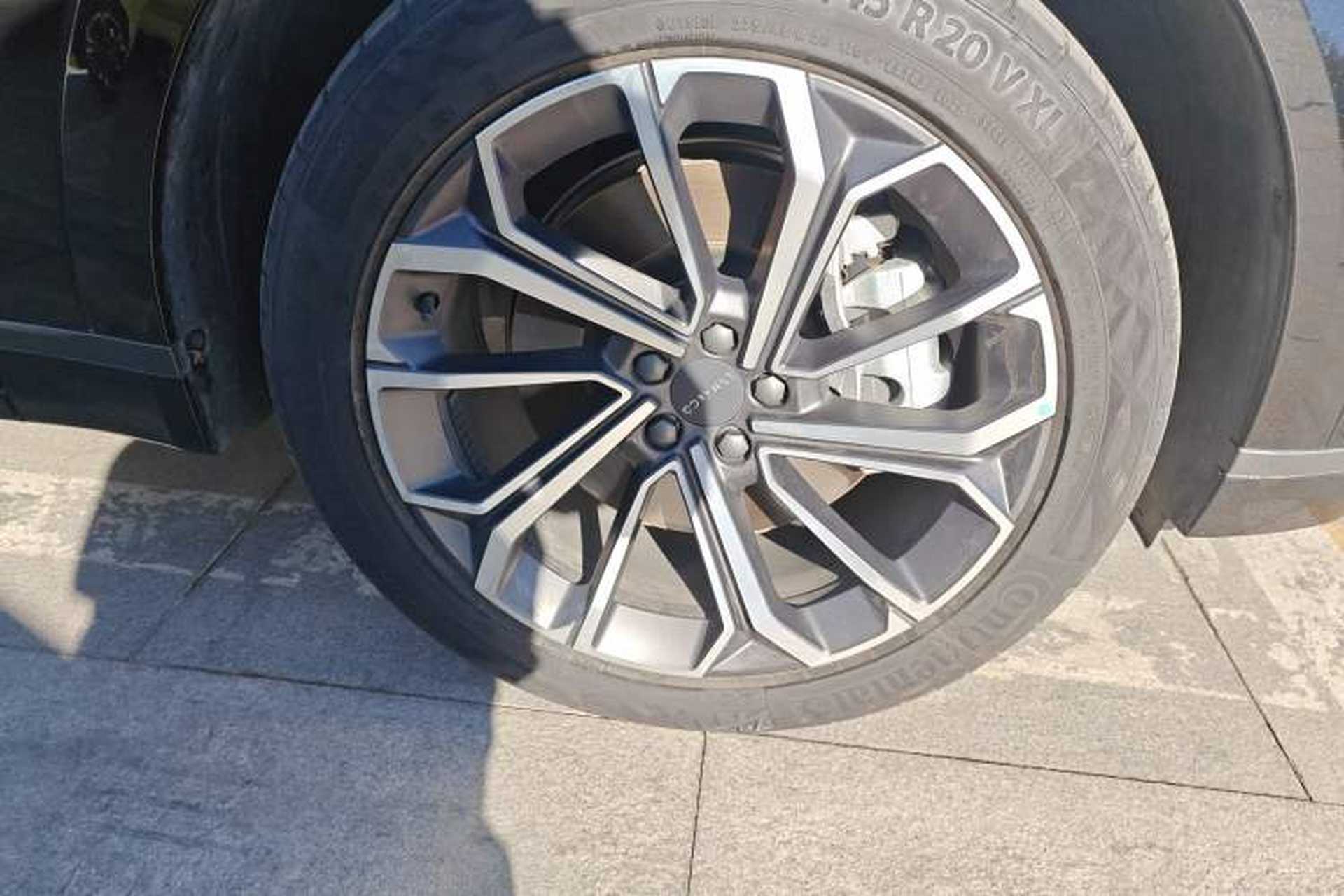 Used Lynk & Co 09 EM-P 2024 2.0TD EM-P Four-Wheel Drive HALO Six-Seater Right Front Wheel Hub