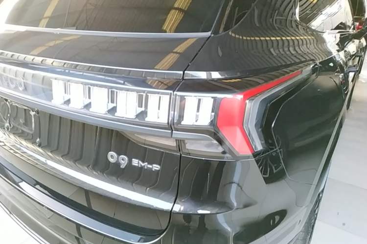 Used Lynk & Co 09 EM-P 2024 2.0TD EM-P Four-Wheel Drive HALO Six-Seater Right Rear Taillight