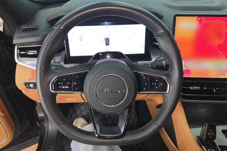 Used Lynk & Co 09 EM-P 2024 2.0TD EM-P Four-Wheel Drive HALO Six-Seater Steering Wheel