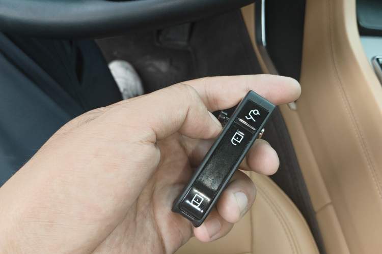 Used Lynk & Co 09 EM-P 2024 2.0TD EM-P Four-Wheel Drive ULTRA Six-Seater Vehicle Key