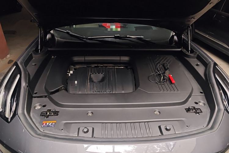 Used Lynk & Co 09 EM-P 2024 2.0TD EM-P Four-Wheel Drive ULTRA Six-Seater Engine Bay