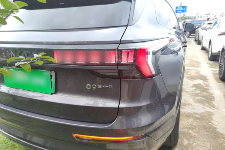 Used Lynk & Co 09 EM-P 2024 2.0TD EM-P Four-Wheel Drive HALO Six-Seater Exterior 3