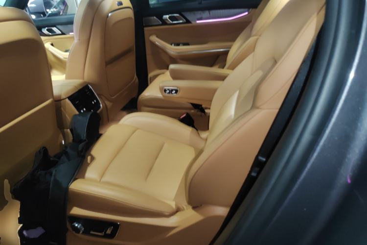 Used Lynk & Co 09 EM-P 2024 2.0TD EM-P Four-Wheel Drive ULTRA Six-Seater Interior 4