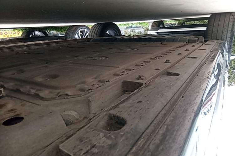 Used Lynk & Co 09 EM-P 2024 2.0TD EM-P Four-Wheel Drive HALO Six-Seater Right Side Sill