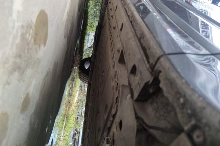 Used Lynk & Co 09 EM-P 2024 2.0TD EM-P Four-Wheel Drive HALO Six-Seater Right Side Sill
