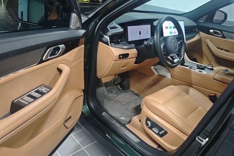Used Lynk & Co 09 EM-P 2024 2.0TD EM-P Four-Wheel Drive ULTRA Six-Seater Driver Seat