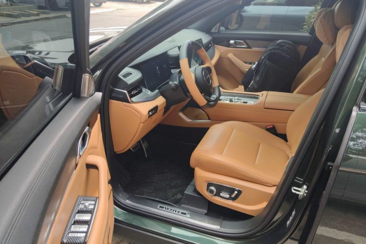 Used Lynk & Co 09 EM-P 2024 2.0TD EM-P Four-Wheel Drive ULTRA Six-Seater Driver Seat