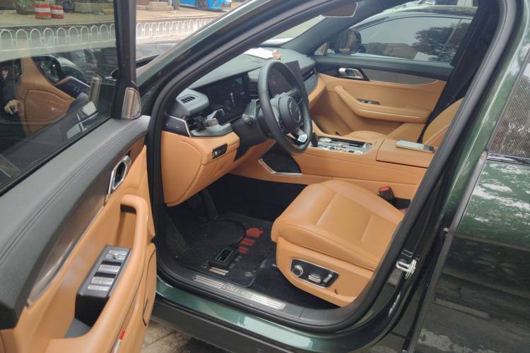 Used Lynk & Co 09 EM-P 2024 2.0TD EM-P Four-Wheel Drive ULTRA Six-Seater Driver Seat