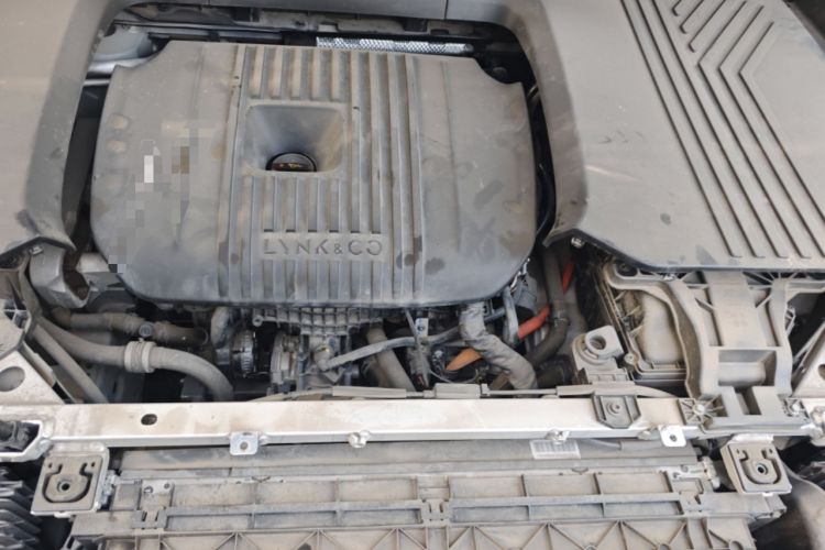 Used Lynk & Co 09 EM-P 2024 2.0TD EM-P Four-Wheel Drive ULTRA Six-Seater Engine Bay