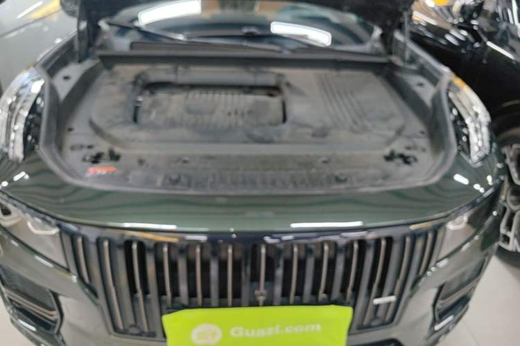 Used Lynk & Co 09 EM-P 2024 2.0TD EM-P Four-Wheel Drive ULTRA Six-Seater Engine Bay