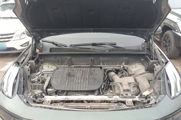Used Lynk & Co 09 EM-P 2024 2.0TD EM-P Four-Wheel Drive ULTRA Six-Seater Engine Bay