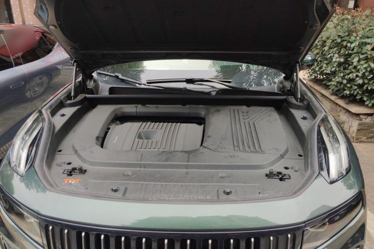 Used Lynk & Co 09 EM-P 2024 2.0TD EM-P Four-Wheel Drive ULTRA Six-Seater Engine Bay