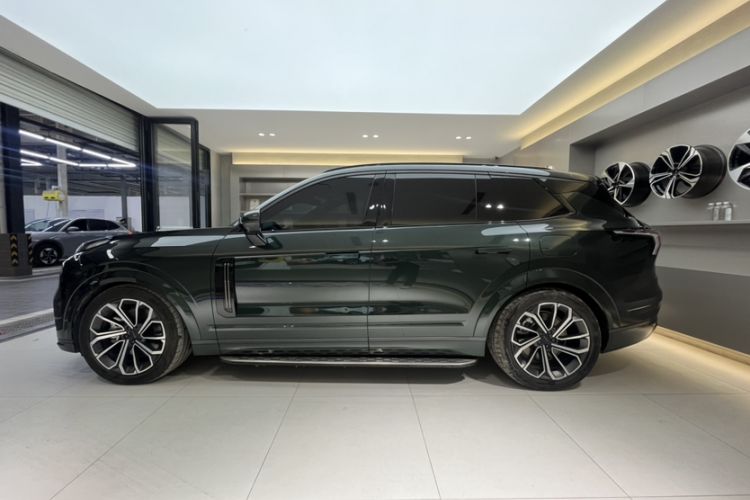 Used Lynk & Co 09 EM-P 2024 2.0TD EM-P Four-Wheel Drive ULTRA Six-Seater Exterior 4