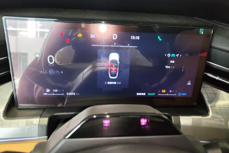 Used Lynk & Co 09 EM-P 2024 2.0TD EM-P Four-Wheel Drive ULTRA Six-Seater Instrument Cluster