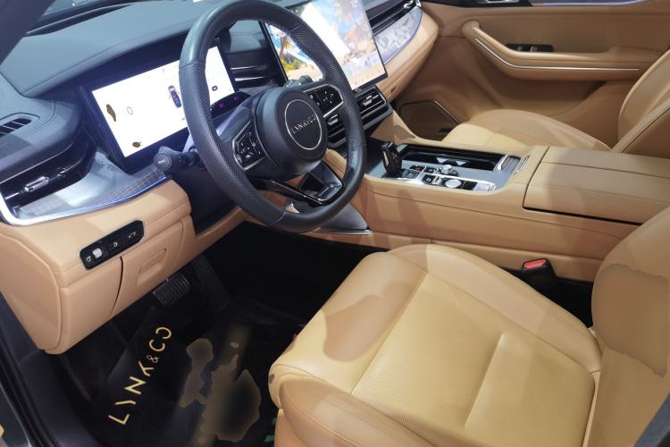 Used Lynk & Co 09 EM-P 2024 2.0TD EM-P Four-Wheel Drive ULTRA Six-Seater Interior 3