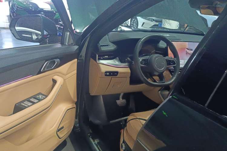 Used Lynk & Co 09 EM-P 2024 2.0TD EM-P Four-Wheel Drive ULTRA Six-Seater Interior 3