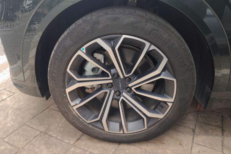 Used Lynk & Co 09 EM-P 2024 2.0TD EM-P Four-Wheel Drive ULTRA Six-Seater Left Front Wheel Hub