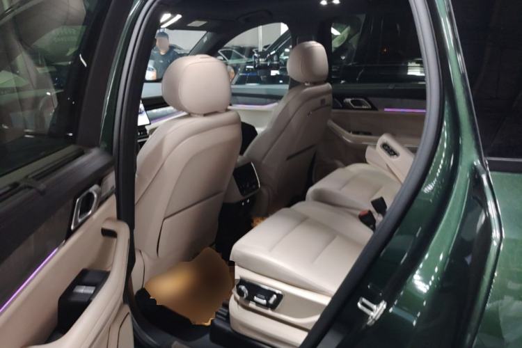 Used Lynk & Co 09 EM-P 2024 2.0TD EM-P Four-Wheel Drive ULTRA Six-Seater Left Rear Seat