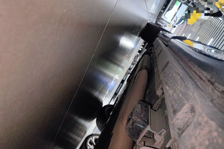 Used Lynk & Co 09 EM-P 2024 2.0TD EM-P Four-Wheel Drive ULTRA Six-Seater Left Side Sill