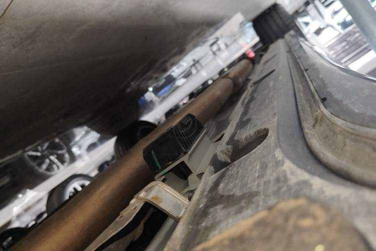 Used Lynk & Co 09 EM-P 2024 2.0TD EM-P Four-Wheel Drive ULTRA Six-Seater Left Side Sill