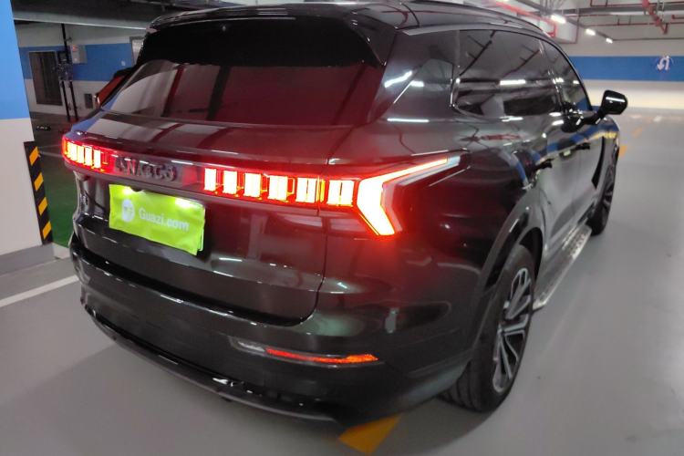 Used Lynk & Co 09 EM-P 2024 2.0TD EM-P Four-Wheel Drive ULTRA Six-Seater Rear Right 45 Deg