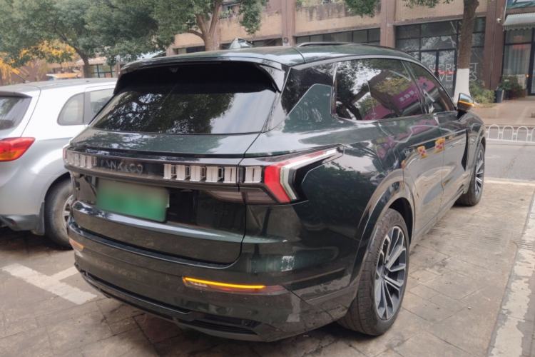 Used Lynk & Co 09 EM-P 2024 2.0TD EM-P Four-Wheel Drive ULTRA Six-Seater Rear Right 45 Deg